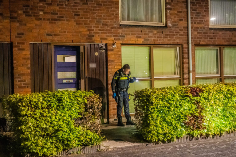 Vogelpoep op auto leidt naar verdachte van woning overval Laan van Magisch Realisme Rotterdam