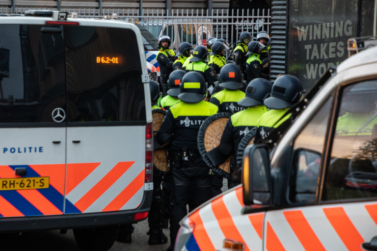 ADO geeft statement na ongeregeldheden: “We schamen ons diep”