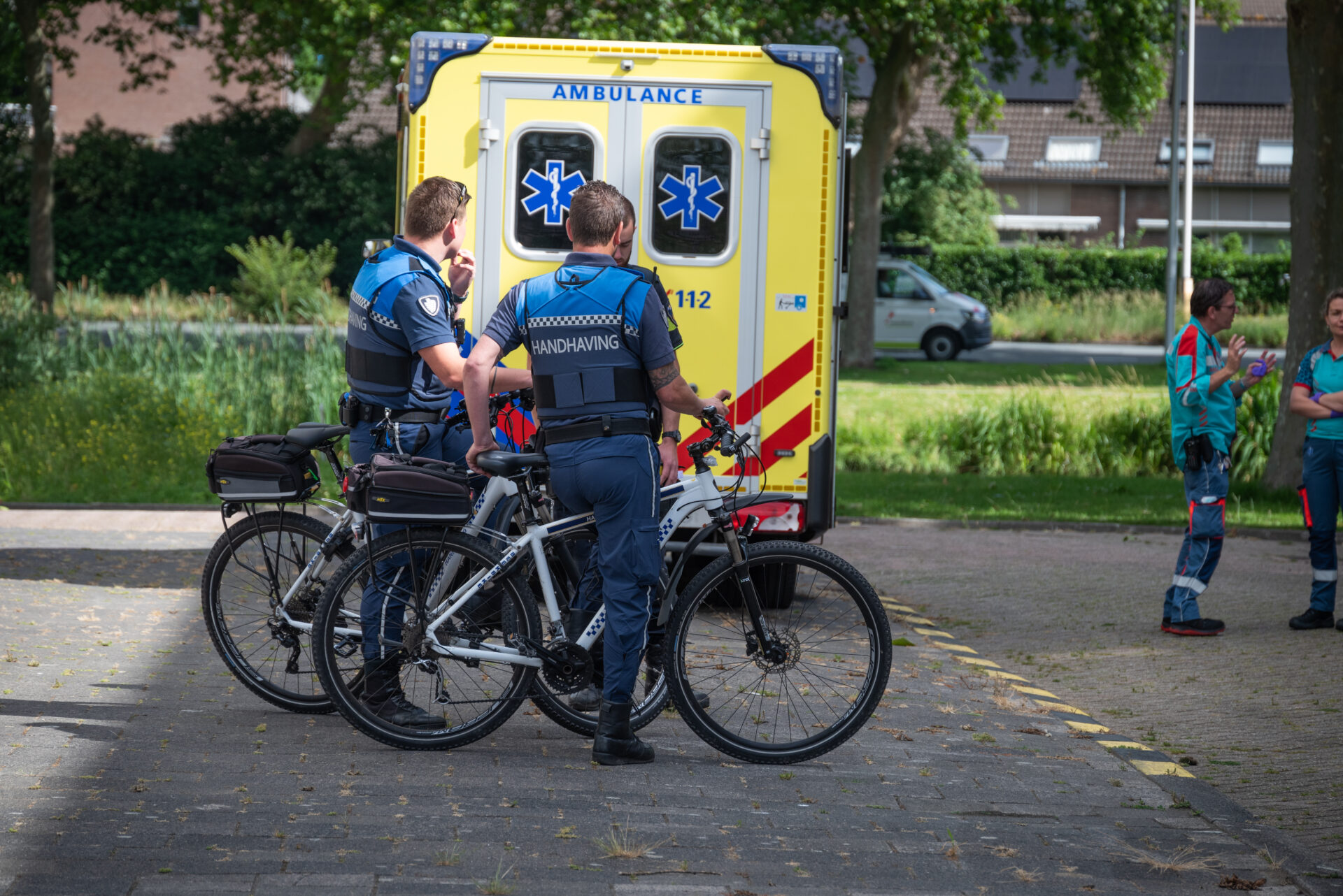 Hulpdiensten grijpen snel in bij gevaarlijke situatie in woning Mizarstraat Spijkenisse
