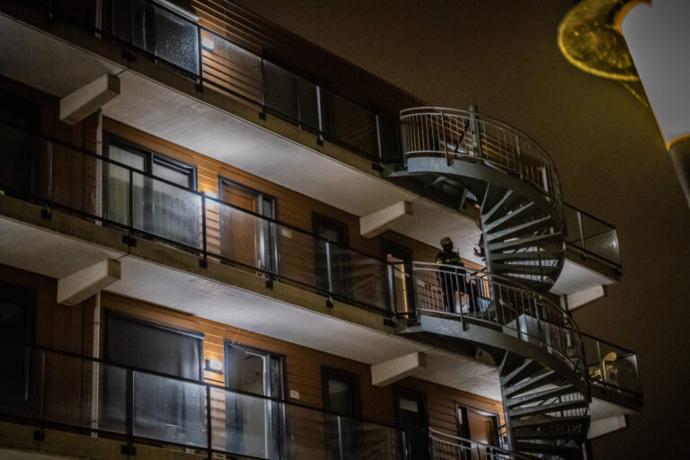 Bewoners opnieuw opgeschrikt door nachtelijke schietpartij Avenue Carré Barendrecht