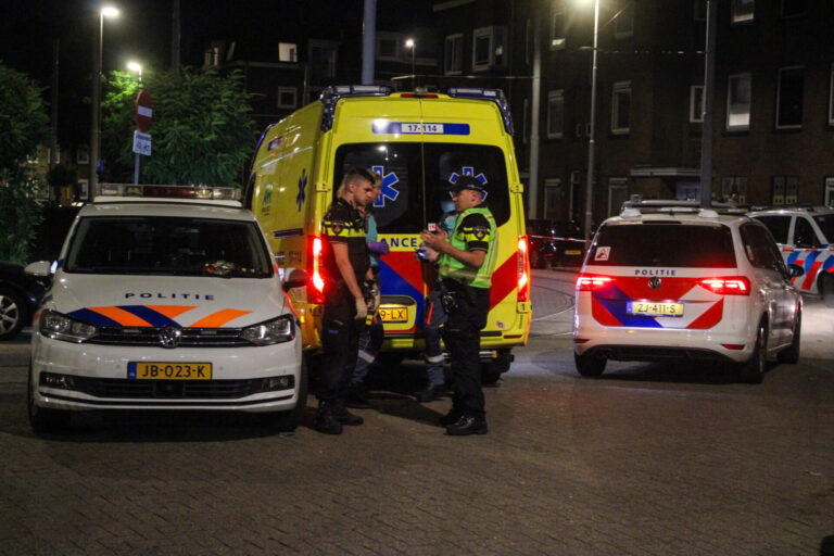 Twee gewonden na steekpartij Brederodestraat Rotterdam
