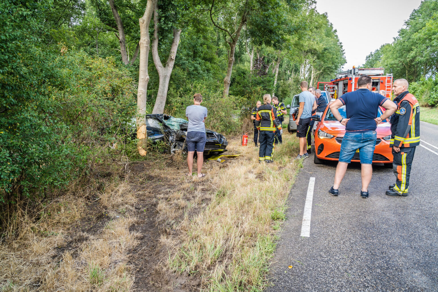 Bestuurder komt goed weg na ernstig ongeluk Europalaan Nieuwerkerk aan