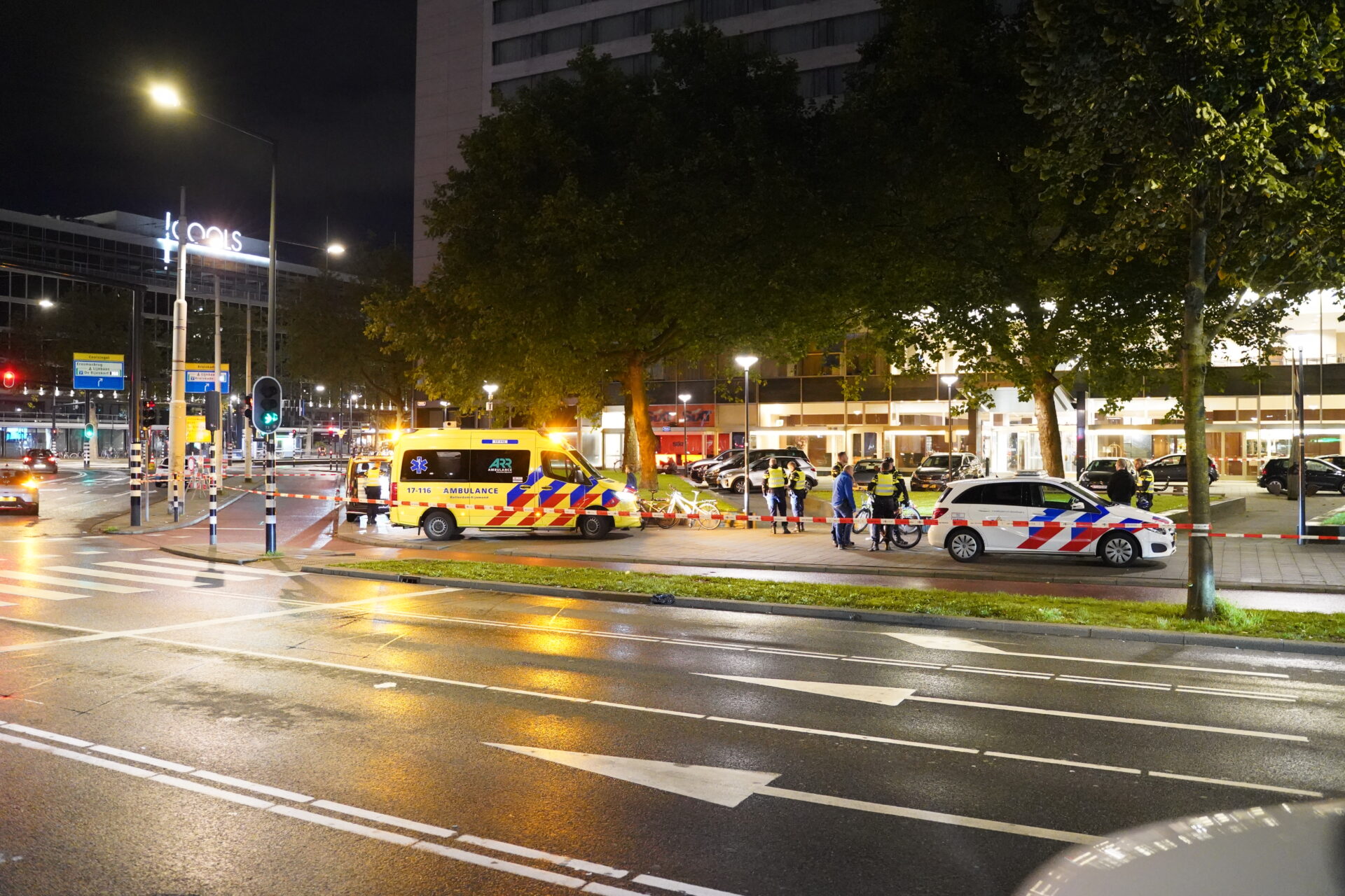 Drie gewonden na steekpartij Hofplein Rotterdam (video)