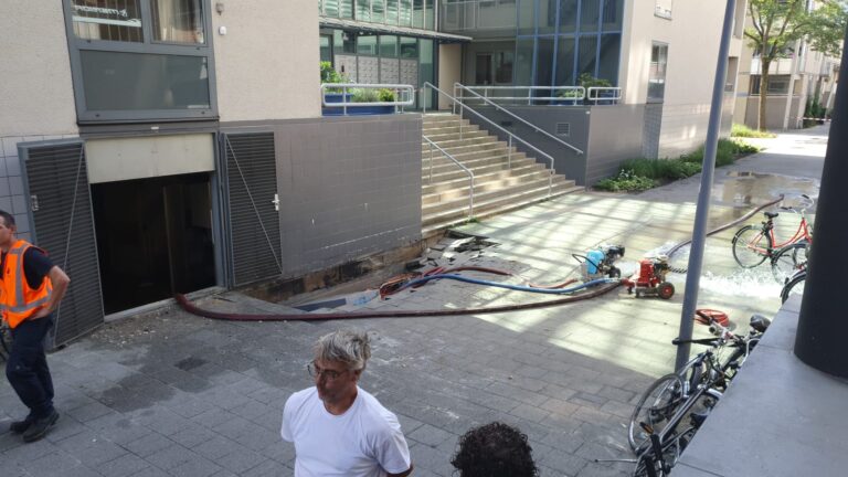 Grote waterlekkage door werkzaamheden in appartementencomplex Nieuwehaven Rotterdam