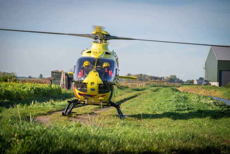 Traumahelikopter ingezet voor medische noodsituatie Haasdijk Abbenbroek