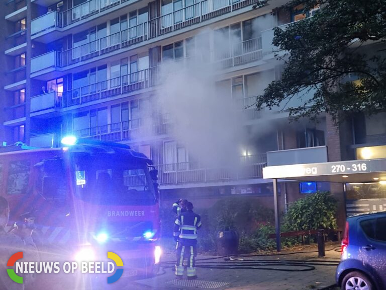 Vijf gewonden na brand in flat Tijmweg Hoogvliet