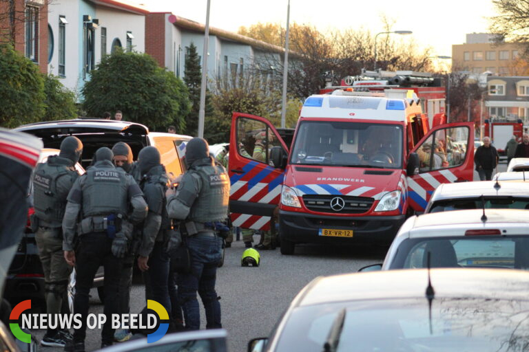 Man dreigt woning op te blazen maar blijkt niet thuis te zijn Gerrit Hendrixlaan Hendrik Ido Ambacht