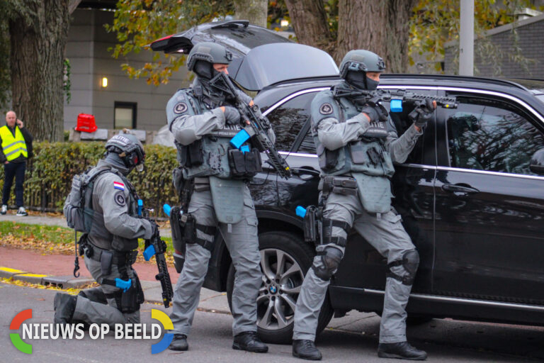 Arrestatieteam oefent terreur incident in school Rotterdam-Zuid