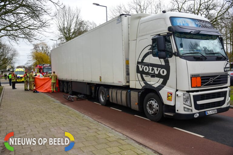 Dode na ongeluk met vrachtwagen Kromme Zandweg Rotterdam