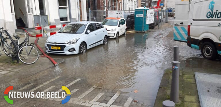 Veel woningen en bedrijven zonder water na waterlekkage Schiedamsesingel Rotterdam