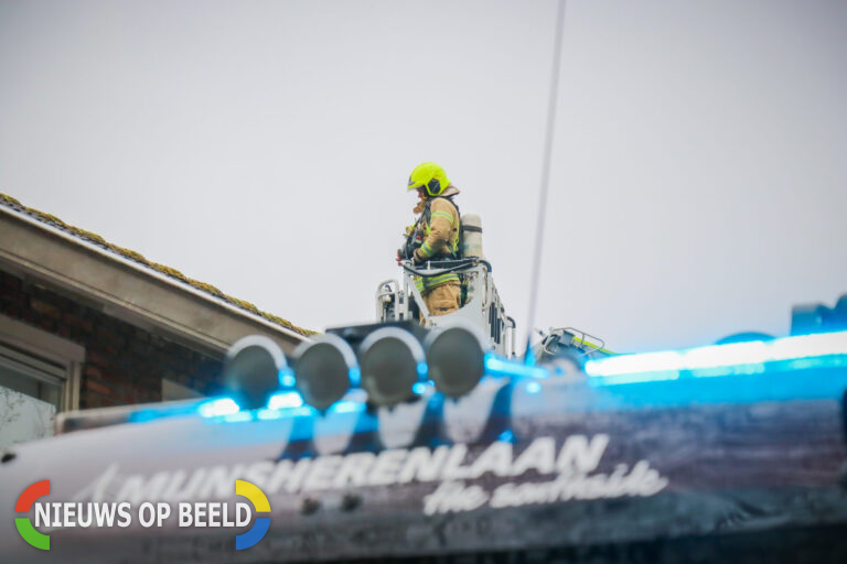 Brand in schoorsteen van woning Iependaal Rotterdam