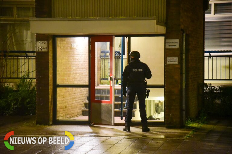 Drie aanhoudingen na melding schietpartij Schuddebeursstraat Rotterdam