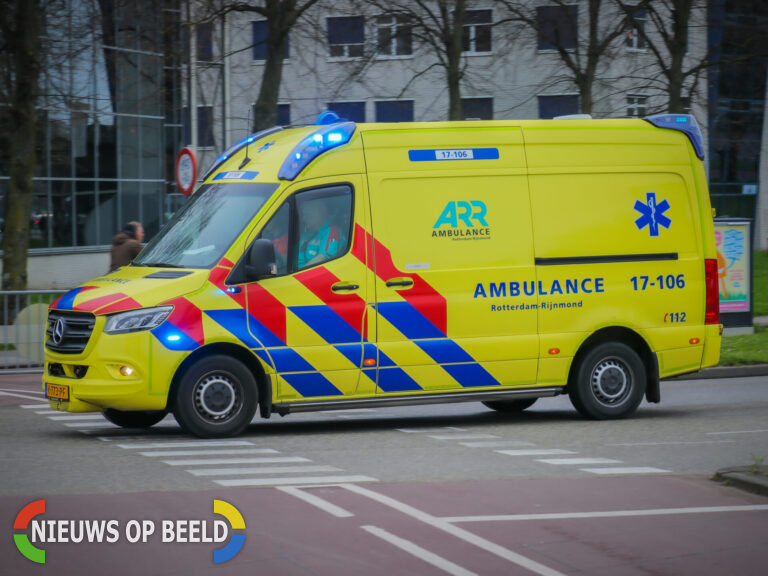 Motorrijder zwaargewond na ongeluk A15 Ridderkerk