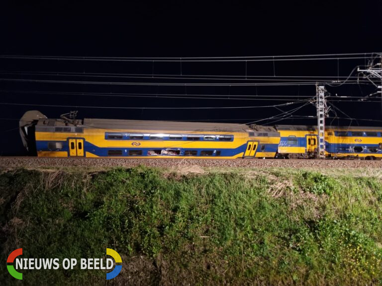 Dode en tientallen (zwaar)gewonden bij treinongeluk in Voorschoten
