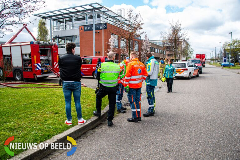 Grote brand in bedrijfspand Jan van Galenstraat Schiedam snel geblust