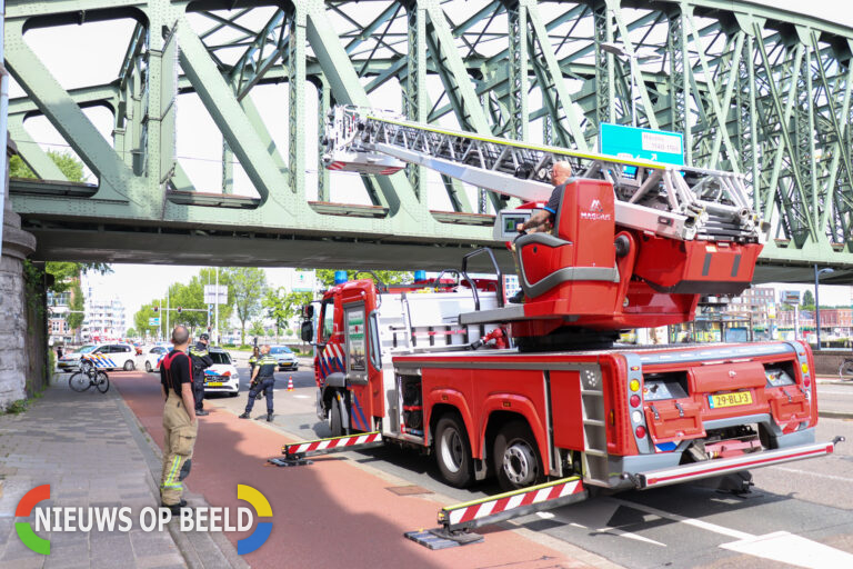 Verwarde man de Hef op geklommen.