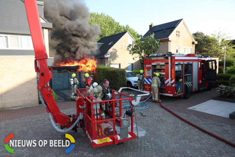 Grote brand in schuur Neckardal Capelle aan den IJssel