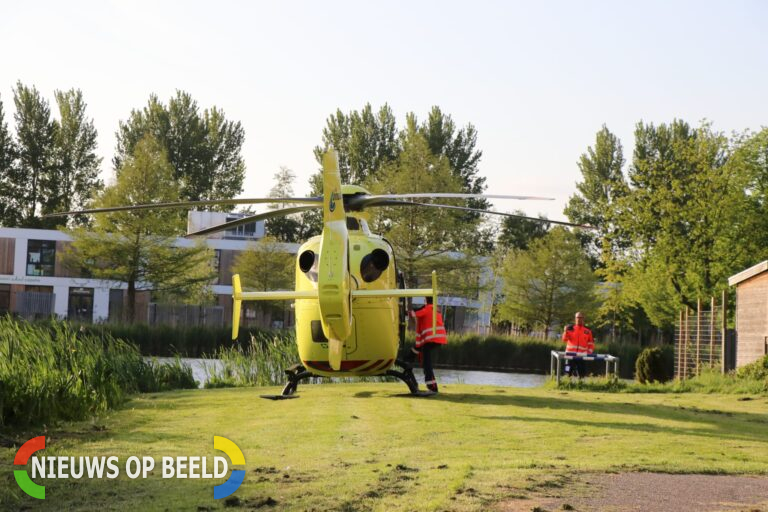 Traumahelikopter ingezet voor medische noodsituatie Reigerlaan Capelle aan den IJssel (video)