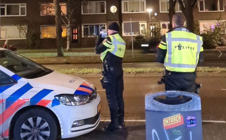 Bekeuringen voor overlast, drugs- en alcohol tijdens grootschalige controle in Oude Westen