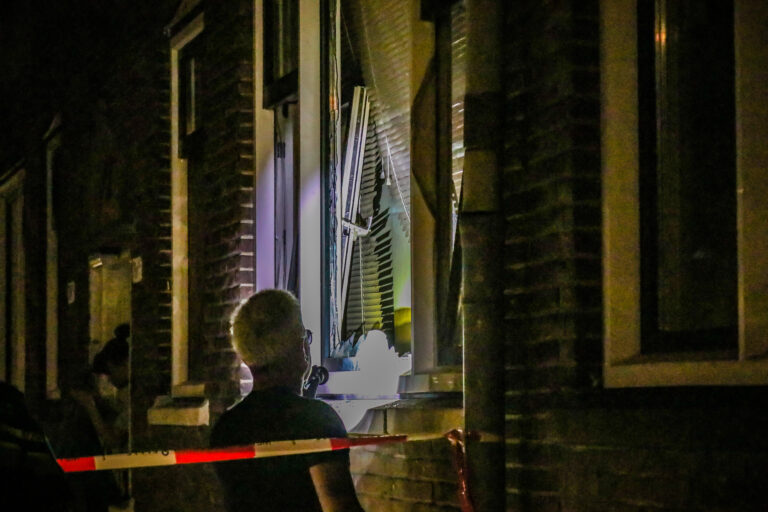 Verdachte (18) aangehouden na explosie Korhaanstraat Rotterdam
