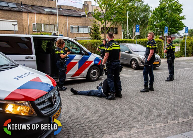 Man op dak van verzorgingshuis Het Wiel Poortugaal aangehouden
