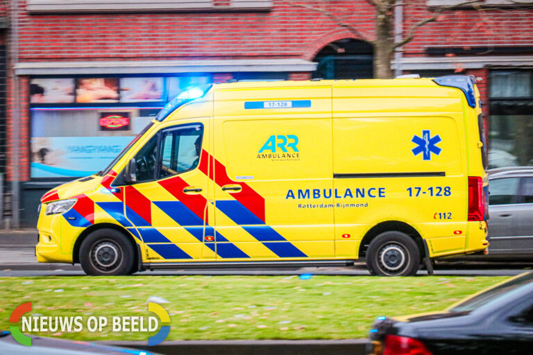 Kind raakt bekneld tussen roltrap Thoelaverweg Brielle