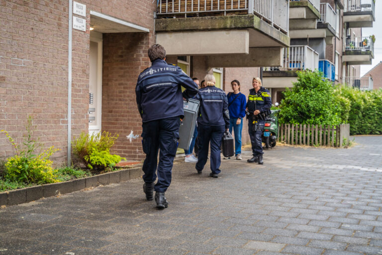 Man (34) gewond na steekpartij in woning Fresco Capelle aan den IJssel