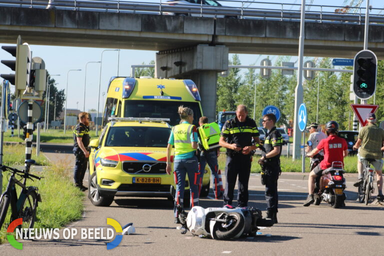 Twee gewonden na aanrijding tussen E-bike en scooter Groene Kruisweg Vierpolders