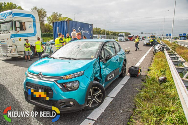 Motorrijder gewond na aanrijding met vrachtwagen A15 Pernis