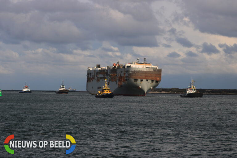 Fremantle Highway aangekomen in Rotterdamse haven