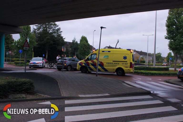 Fietsster gewond na aanrijding met auto Eikenlaan Spijkenisse