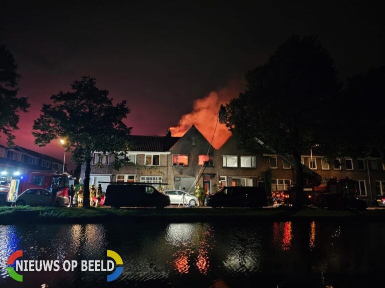 Dode en drie gewonden bij zeer grote uitslaande brand woning Westerkade Gouda
