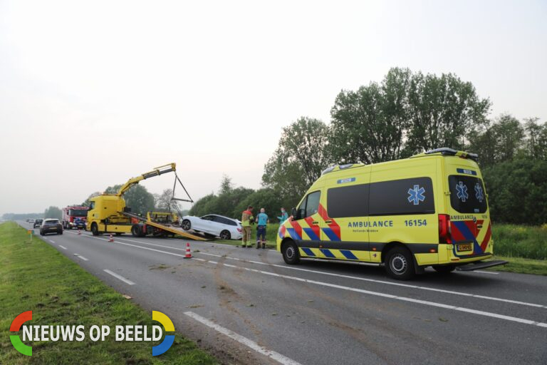 Voertuig raakt te water, bestuurster lichtgewond N210 Lekkerkerk