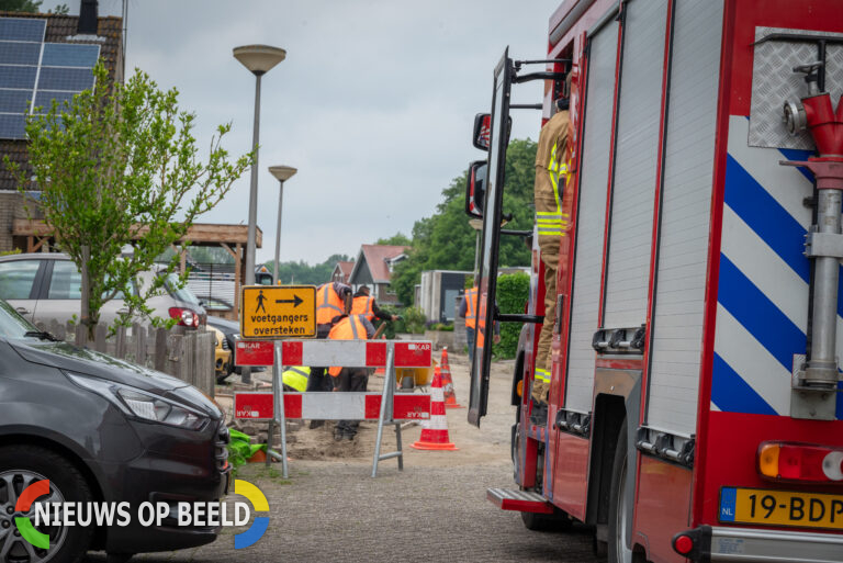 Voor de tweede dag op rij gaslek door aanleg glasvezel Dr. J.M. den Uylstraat Oudenhoorn