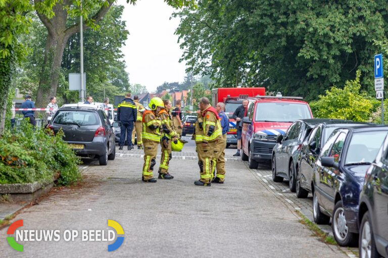 Brandweer uren bezig met “vreemd” luchtje in riool Ridderkerk