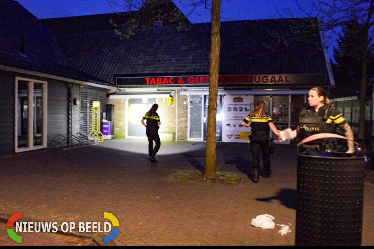 Man beroofd van net gepind geld Waalstraat Poortugaal