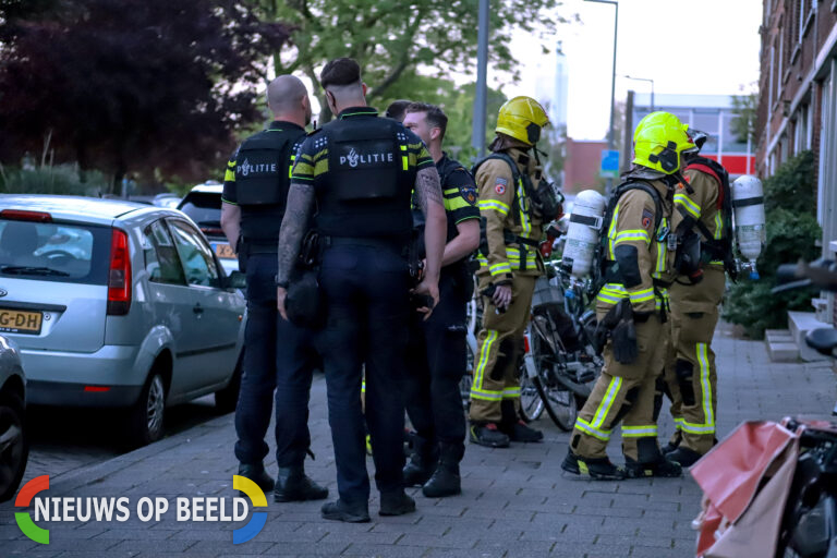 Vaten met onbekende stof aangetroffen in woning Quackstraat Rotterdam