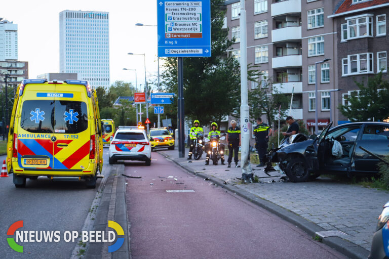 Meerdere gewonden na eenzijdige aanrijding Vasteland Rotterdam