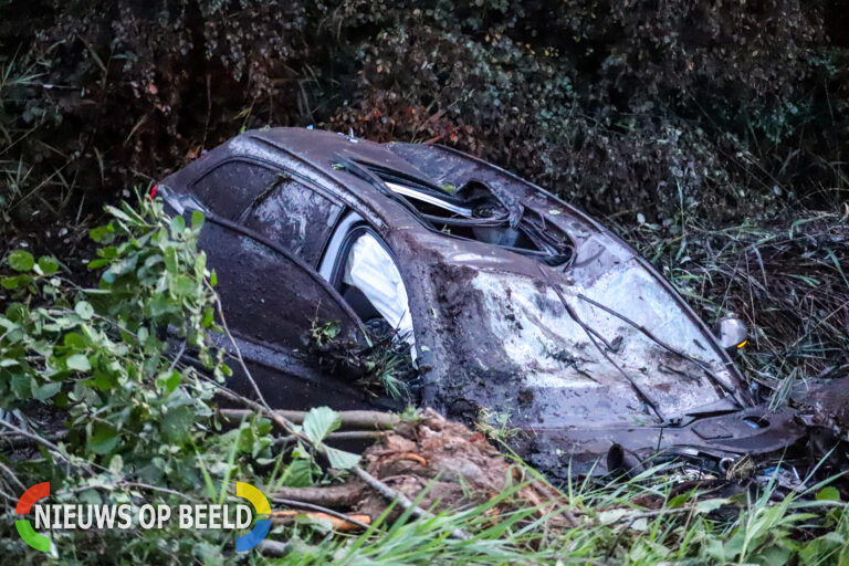 Twee gewonden na dollemansrit met crash Breeweg Vlaardingen