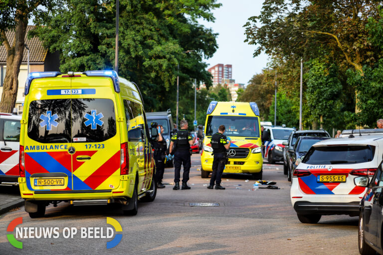 Zwaargewonde na schietpartij, politie zoekt verdachte van rond de 15 jaar oud Sluiskreek Rotterdam