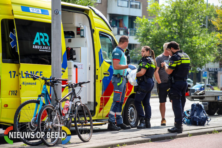 Twee gewonden na aanrijding tussen fietsers en scooter Maashaven Noordzijde Rotterdam