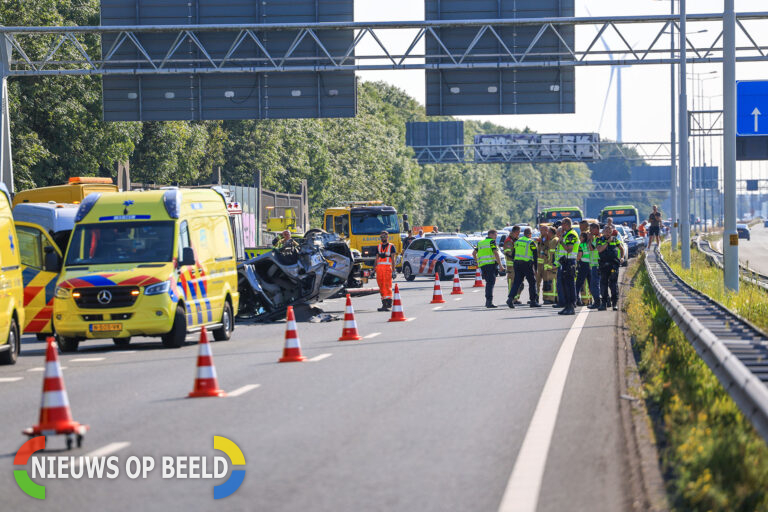 Zes gewonden, waaronder drie kinderen na ernstig ongeluk A29 Barendrecht