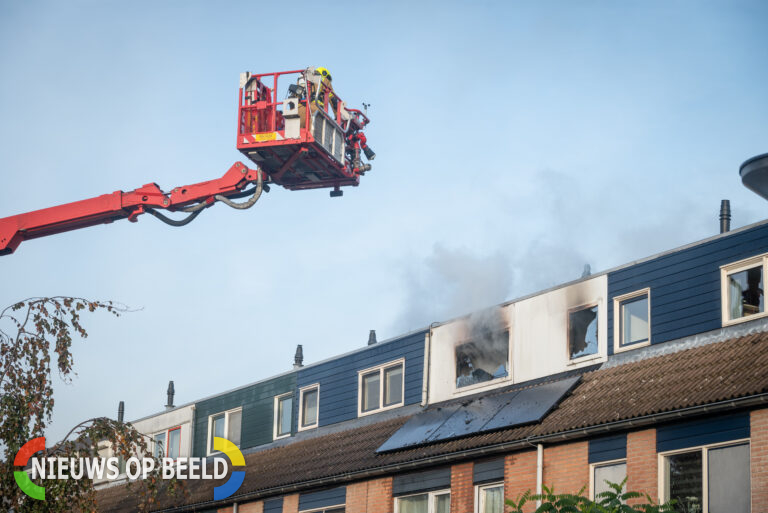 Gewonden en veel schade na uitslaande brand Wikkedreef Spijkenisse