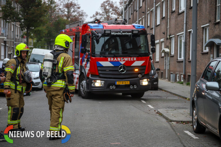 Portiek ontruimd na ongeval met gasfles Klaverstraat Rotterdam