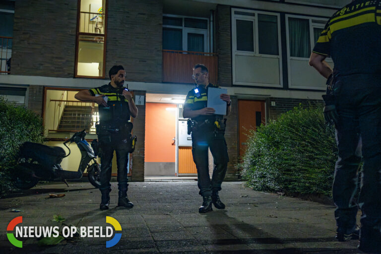 Man gewond op balkon van buurvrouw aangetroffen De Damhouderstraat Rotterdam