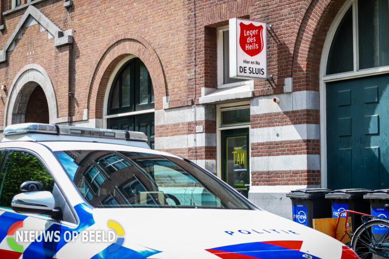 Man gewond na steekincident Westzeedijk Rotterdam