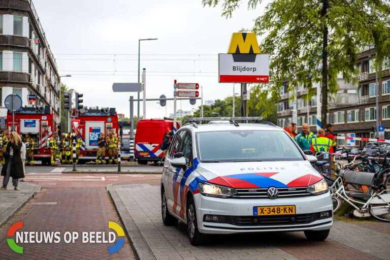 Man (30) door arrestatieteam aangehouden na dreigen met explosief in Rotterdamse metro