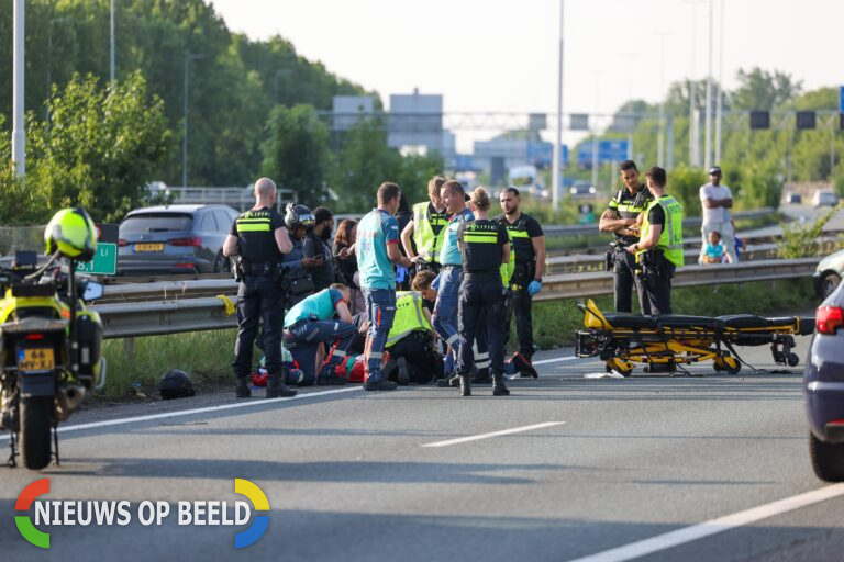 Gewonde na ongeval met groep motorrijders A16 Rotterdam