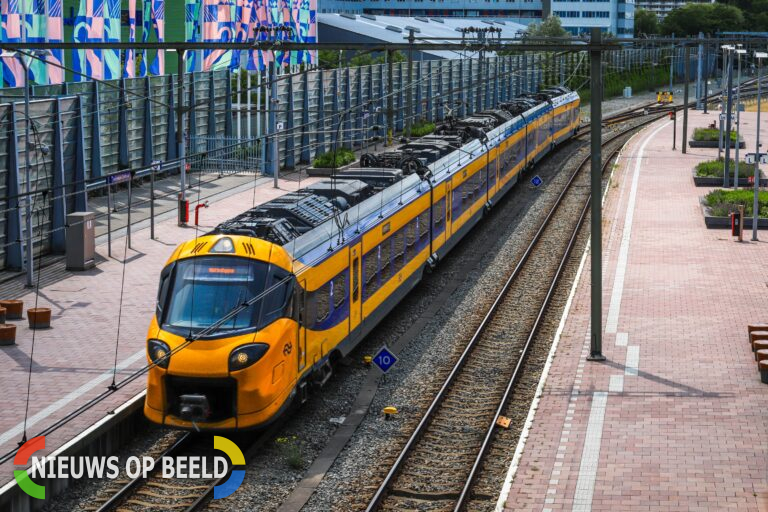 Geen treinverkeer van- en naar Station Rotterdam-Centraal plat door storingen
