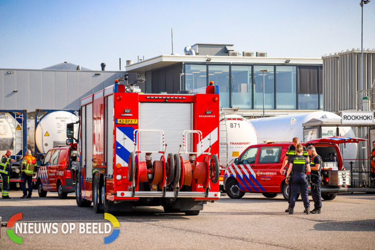 Monteur gewond na reinigen tank Westgeulstraat Botlek Rotterdam
